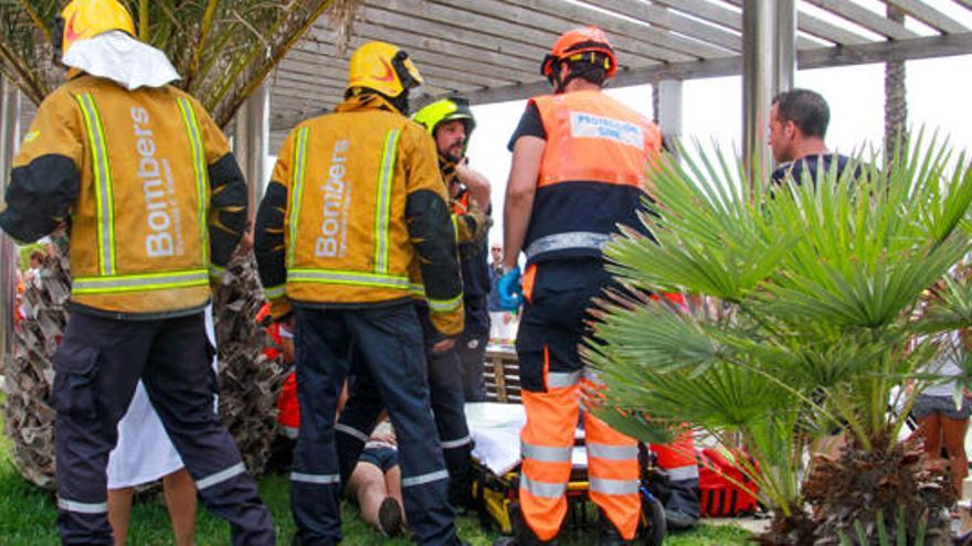 Una mujer de 40 años, herida por el impacto de una carcasa en la «mascletà» de Moraira