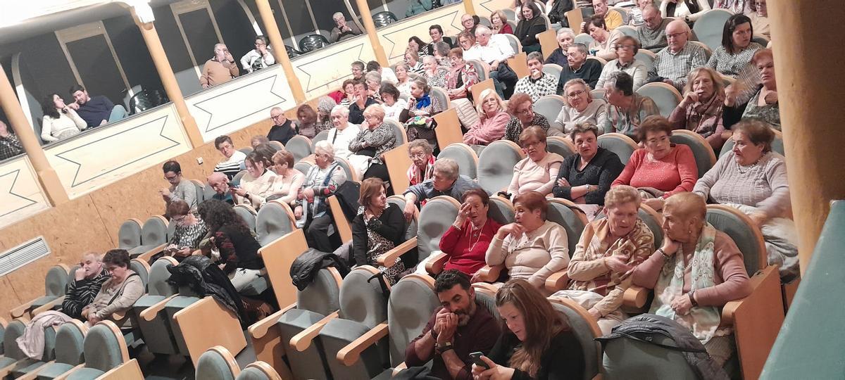 GALERÍA | "Toro con Valencia", la gala que combina arte y solidaridad para los afectados por la DANA