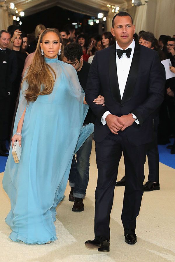 Jennifer Lopez y Alex Rodríguez en la Gala Met