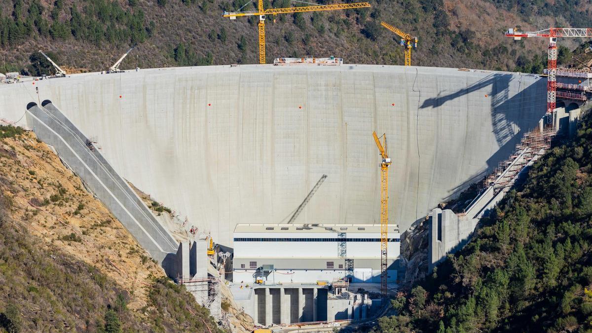 La gigabatería de Tâmega (Portugal), uno de los mayores complejos hidráulicos con bombeo en Europa.