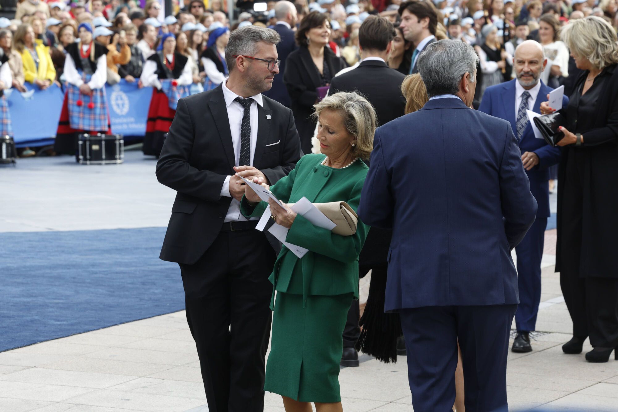 Así fue la llegada de los invitados a los premios "Princesa de Asturias" y su paso por la alfombra azul