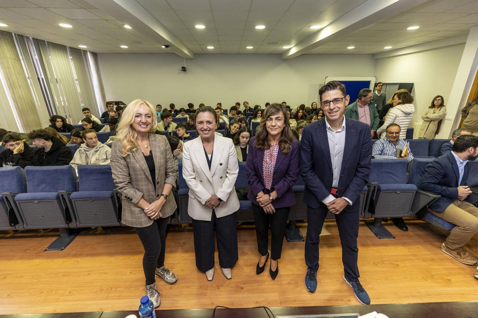 Primera jornada de "La Asturias que funciona": la presidenta de FADE reclama "equilibrio entre la Asturias verde y la industrial"