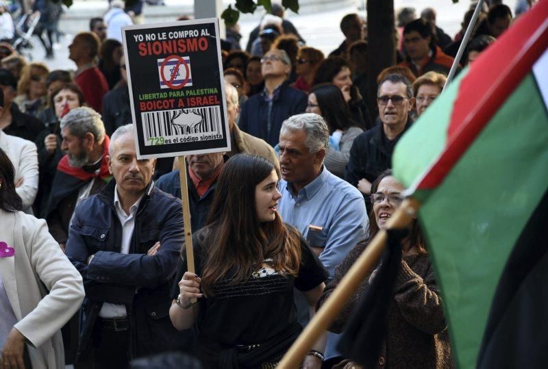 Numerosa manifestación de apoyo a la causa palestina