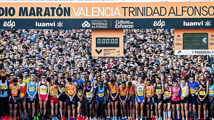 Salida del Medio Maratón Valencia Trinidad Alfonso 2019