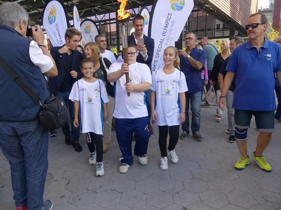 La flama dels Special Olympics arriba a Figueres