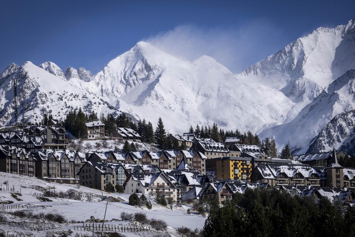 Imagen de archivo de la estación de Formigal, este invierno.