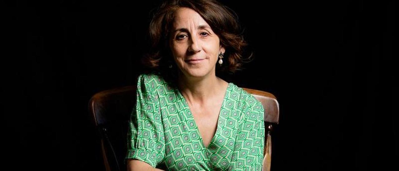 La escritora María Castro Hernández, en una imagen facilitada por la editorial Tres Hermanas.