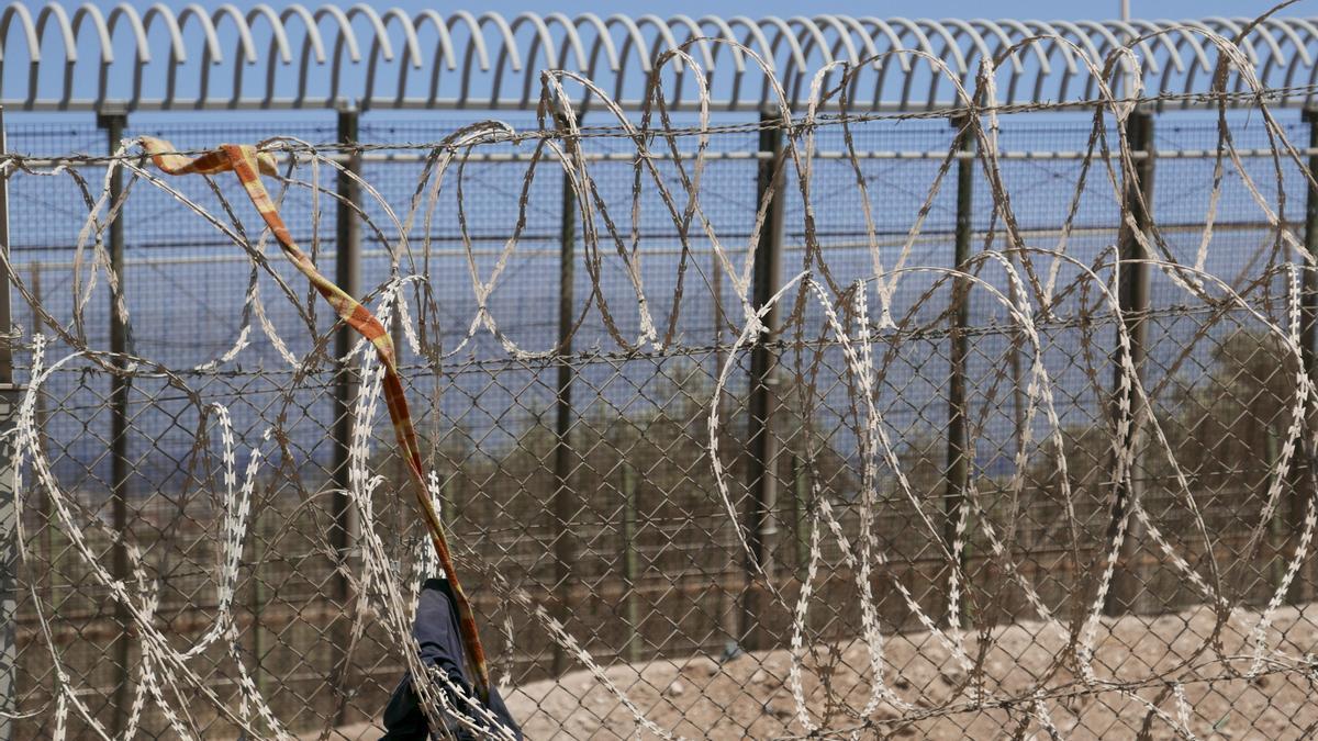 La valla de Melilla tras el intento de salto por parte de 500 personas subsaharianas