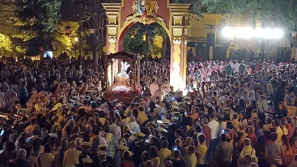 Una multitud acompañó al patrón de El Carpio, el Ecce Homo.