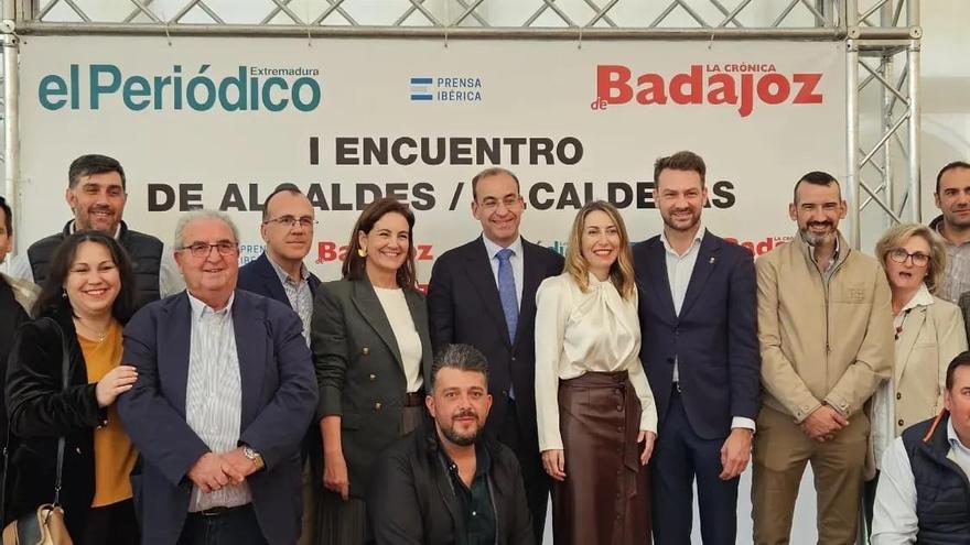 La alcaldesa de Coria, Almudena Domingo, valora «muy positivo» el primer encuentro de alcaldes