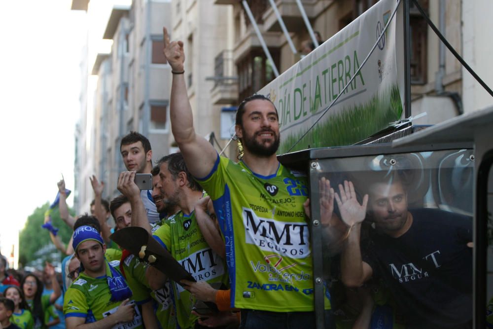 Zamora celebra el ascenso del MMT Seguros