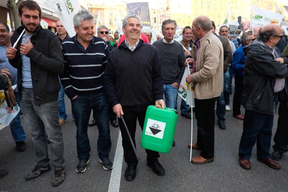 La Alianza se manifiesta en contra del lobo