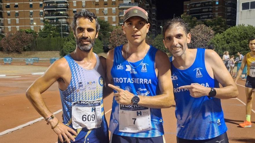 Jesús Alguacil y Carmen Gutiérrez reinan en la Nocturna Trotacalles