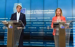 La UE y EEUU urgen a Turquía a respetar el Estado de derecho