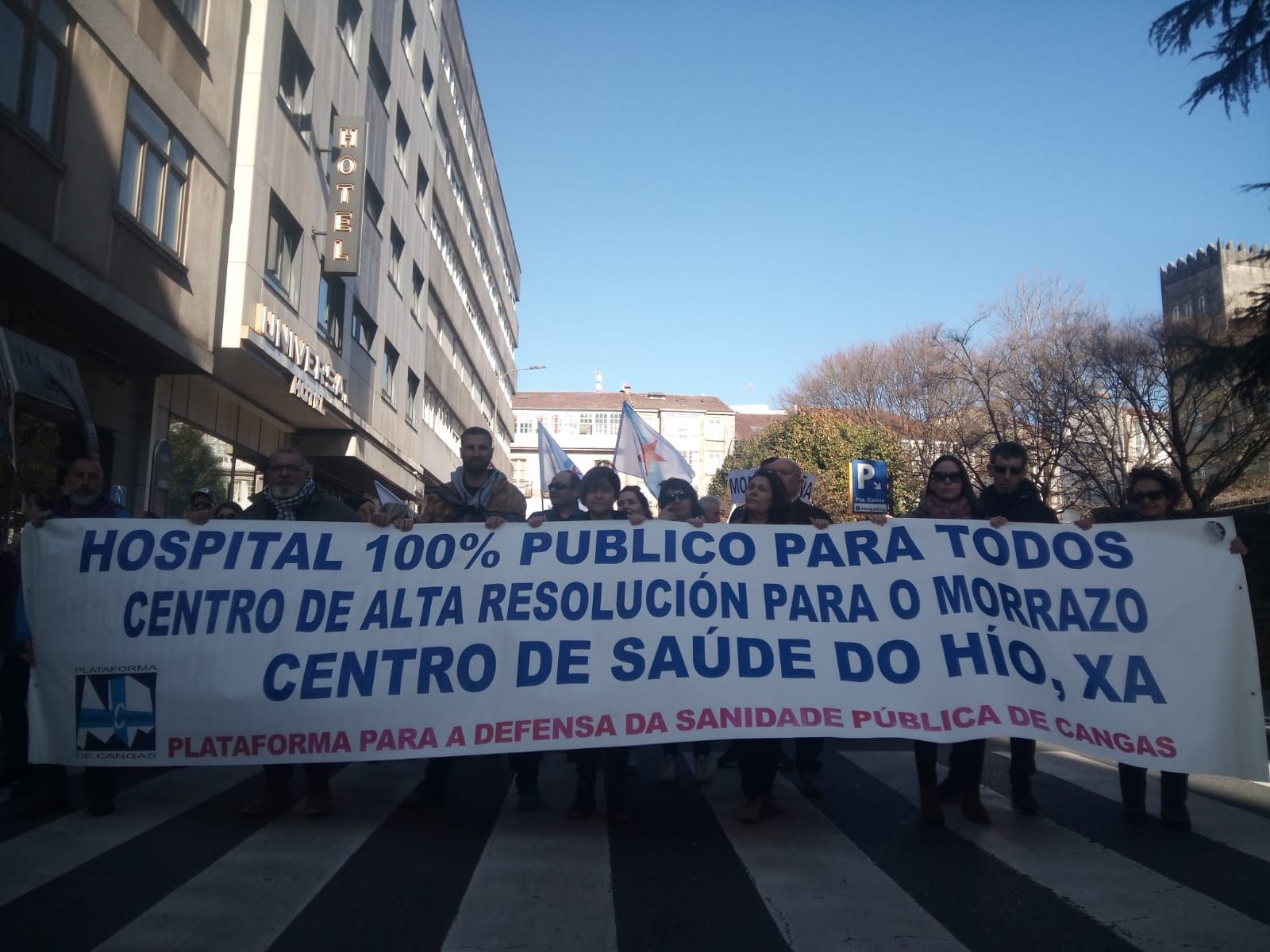 O Morrazo en la Manifestaci�n por la Sanidad en Santiago (16).jpg