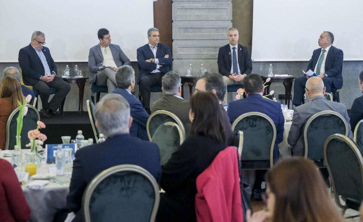 Manuel Miranda interviene en el Foro de Prensa Ibérica en Las Palmas de Gran Canaria