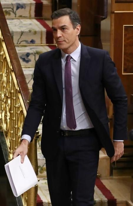 La primera jornada de la sessió d'investidura de Pedro Sánchez, en imatges