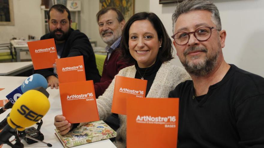 Francesc Valls, Manolo Gomicia, Lucía Romero y Rafa Calvo durante la presentación.