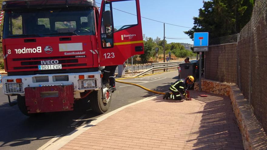 Los bomberos piden hidrantes a Dénia