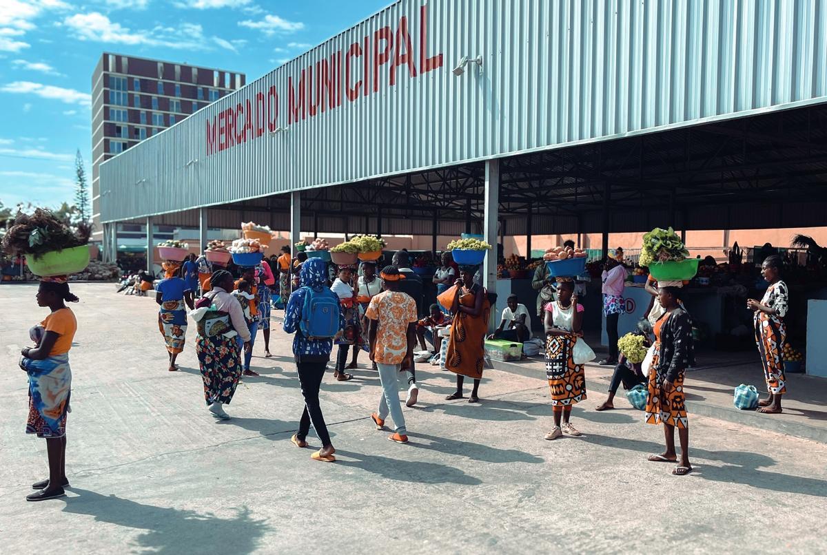 Mercado municipal de Lubango.