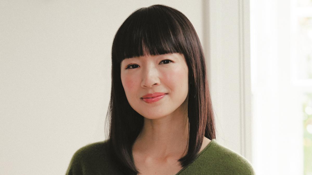 Marie Kondo, en una de las imágenes de 'El método kurashi' (Club de Estilo)