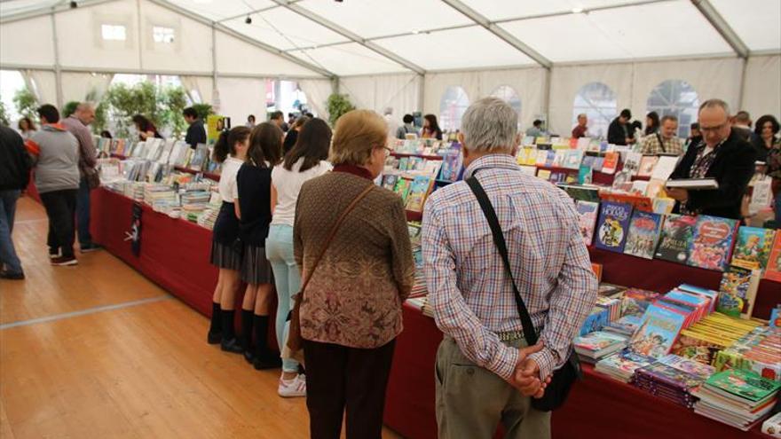 La Fira del Llibre de Castelló, un punt de trobada i intercanvi