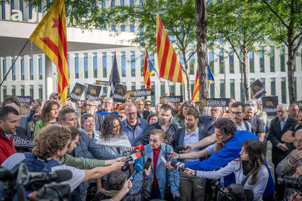 Este lunes 19 de mayo declaró Blanca Serra, torturada en la Jefatura de Policía de Via Laietana durante el franquismo y la transición, ante la fiscalía en Ciutat de la Justicia.