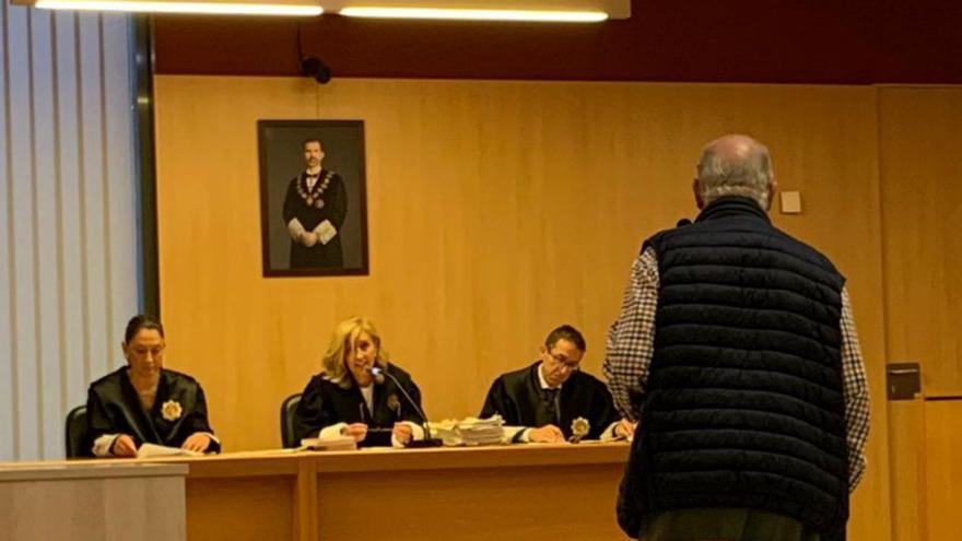 El padre que estafó 140.000 euros a su hija enferma, condenado a pagarle 42.000