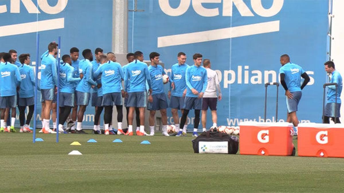 Messi no participa del túnel de collejas a Rakitic y Boateng