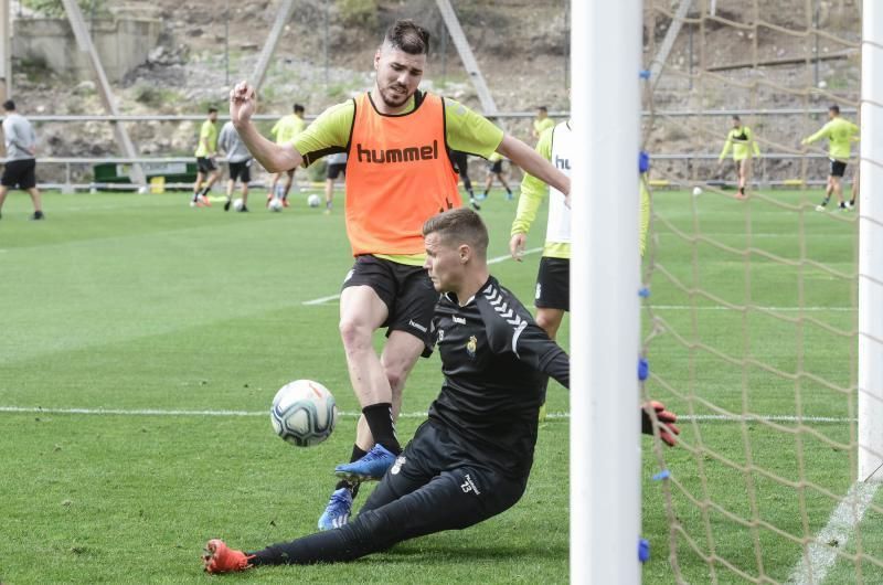 LAS PALMAS DE GRAN CANARIA. Entrenamiento de la UDLP  | 03/03/2020 | Fotógrafo: José Pérez Curbelo