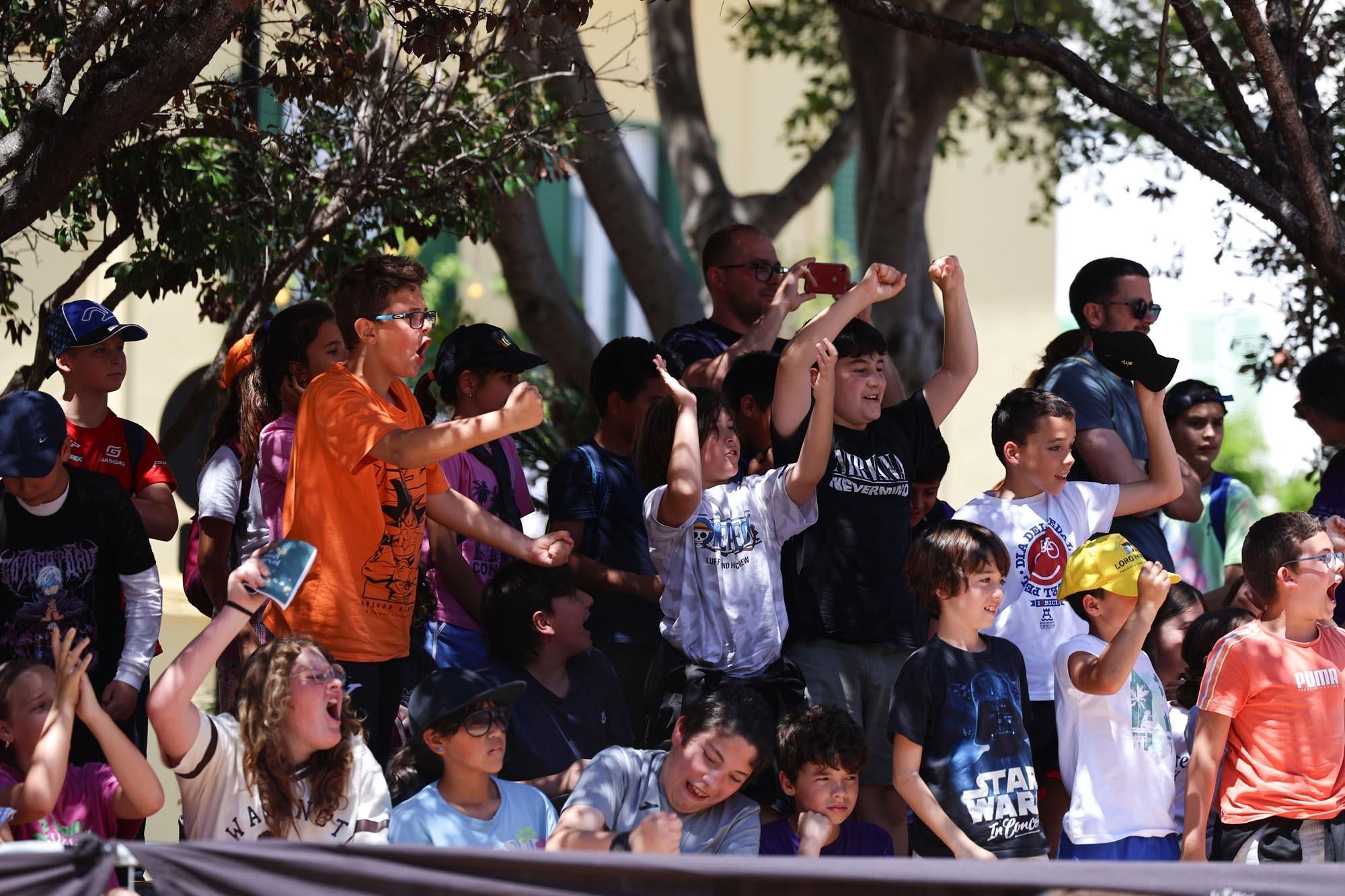 Los escolares de Ibiza visitan la feria Eivissa Medieval