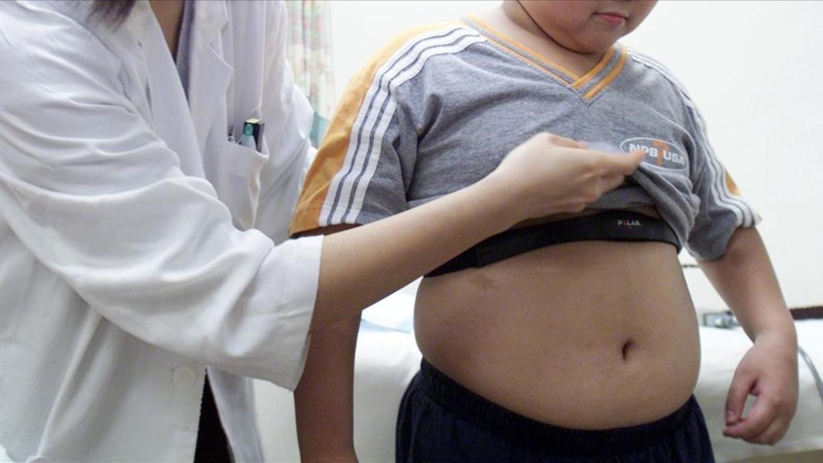 zentauroepp13349932 nine year old wong min hin  who weighs 49 kilograms  108 pou170205120008