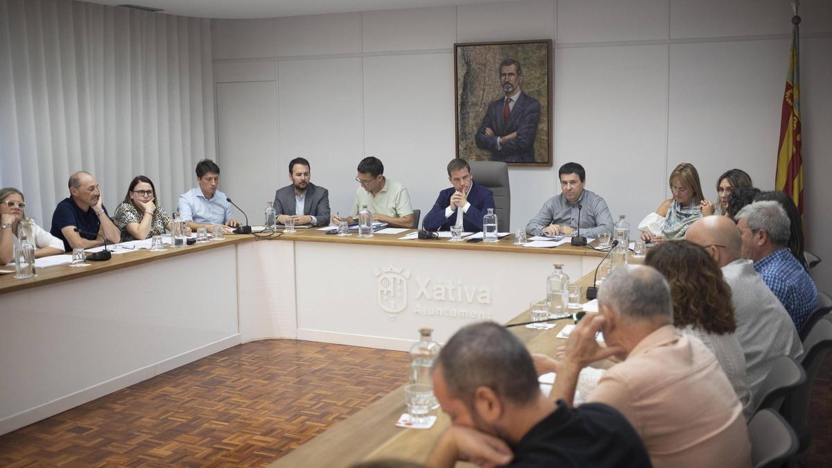 Un pleno del Ayuntamiento de Xàtiva.