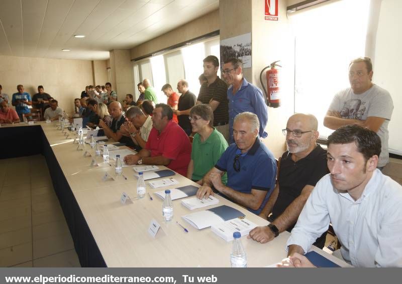 GALERÍA DE FOTOS -- El Villarreal CF apoya a 37 clubs provinciales