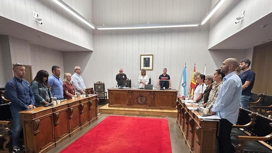 Silleda amortizará otros 500.000 euros de deuda y recurrirá a crédito si la Xunta financia la piscina