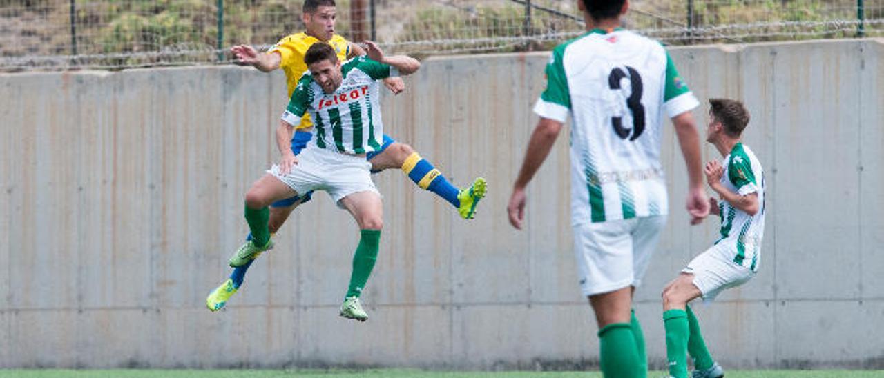 Óscar, recital y roja con polémica.