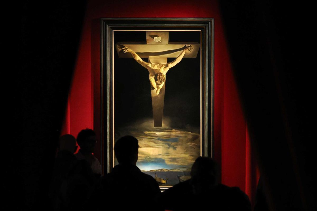 «El Crist de Sant Joan de la Creu», exposat en la «capella de la contemplació» del Museu Dalí.