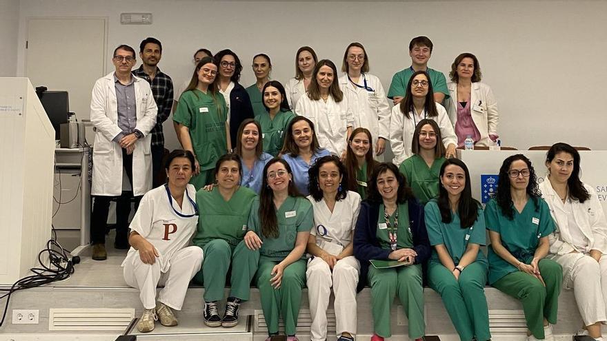 El área sanitaria de Pontevedra forma a su personal en emergencias en el parto