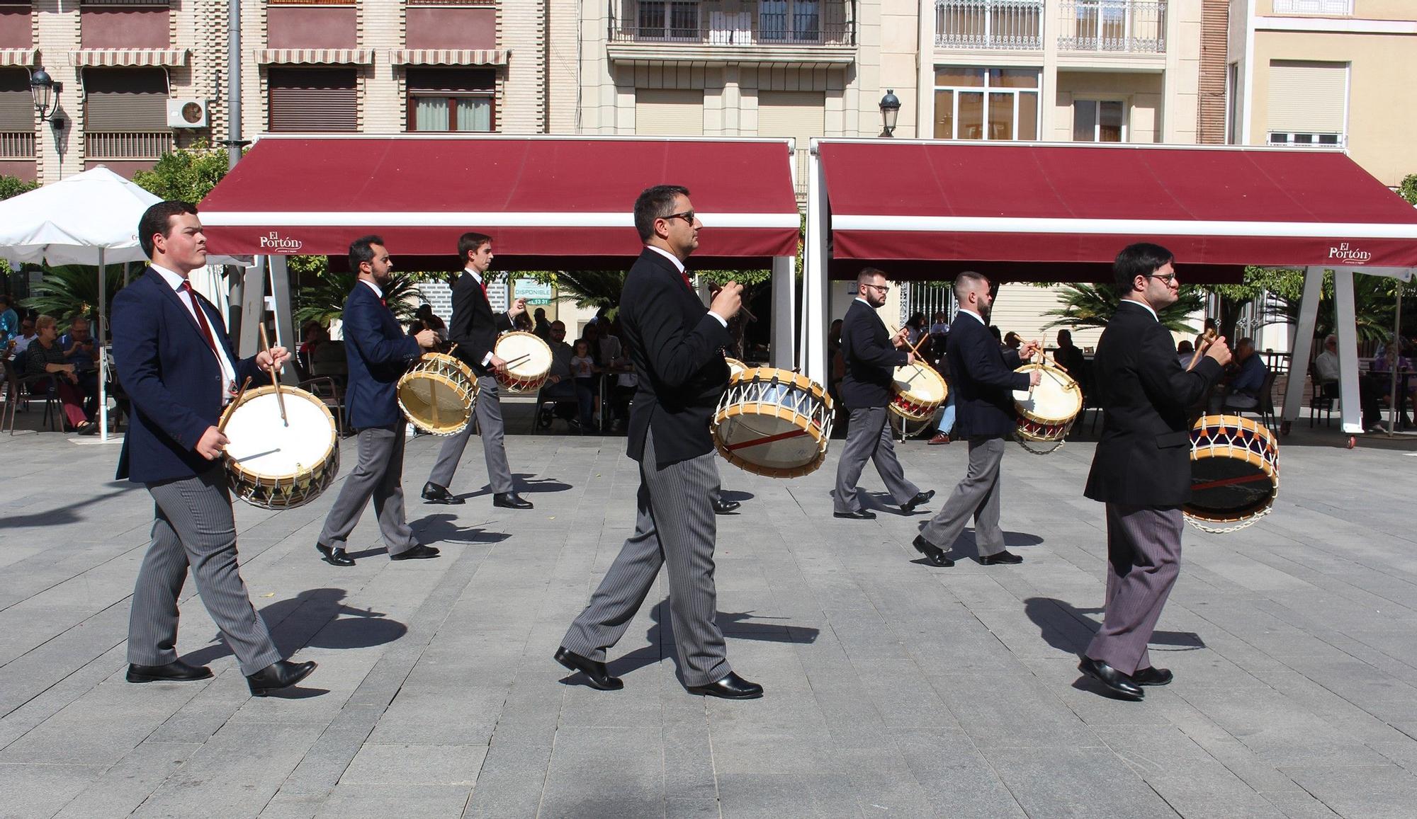 50 tambores de la zona sur de Córdoba protagonizan un desfile en Lucena