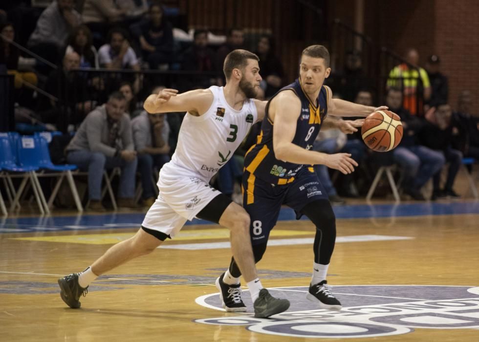 La victoria (82-62) del Oviedo al Cáceres