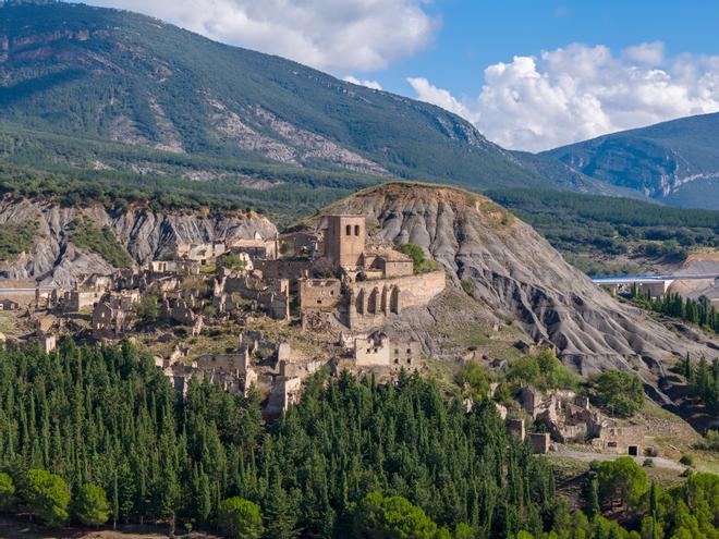 Escó es uno de los pueblos despoblados de España más visitados.