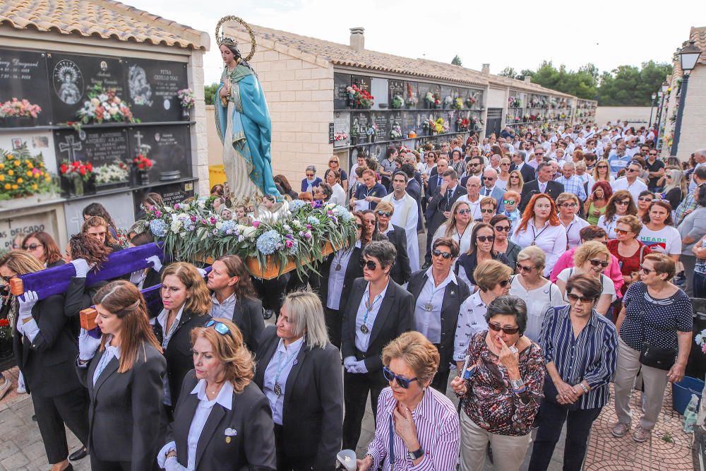 La Purísima visita el cementerio de Torrevieja