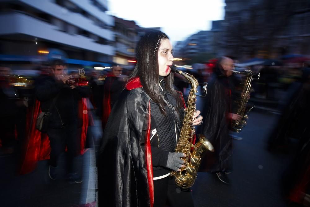 Desfile del martes de Carnaval en el Antroxu de Avilés