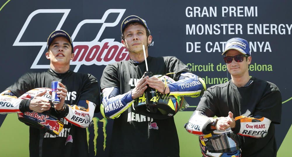 Los pilotos rinden homenaje a Luis Salom