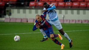 L’agent de Braithwaite carrega contra Mendes i diu que el danès no se’n va del Barça