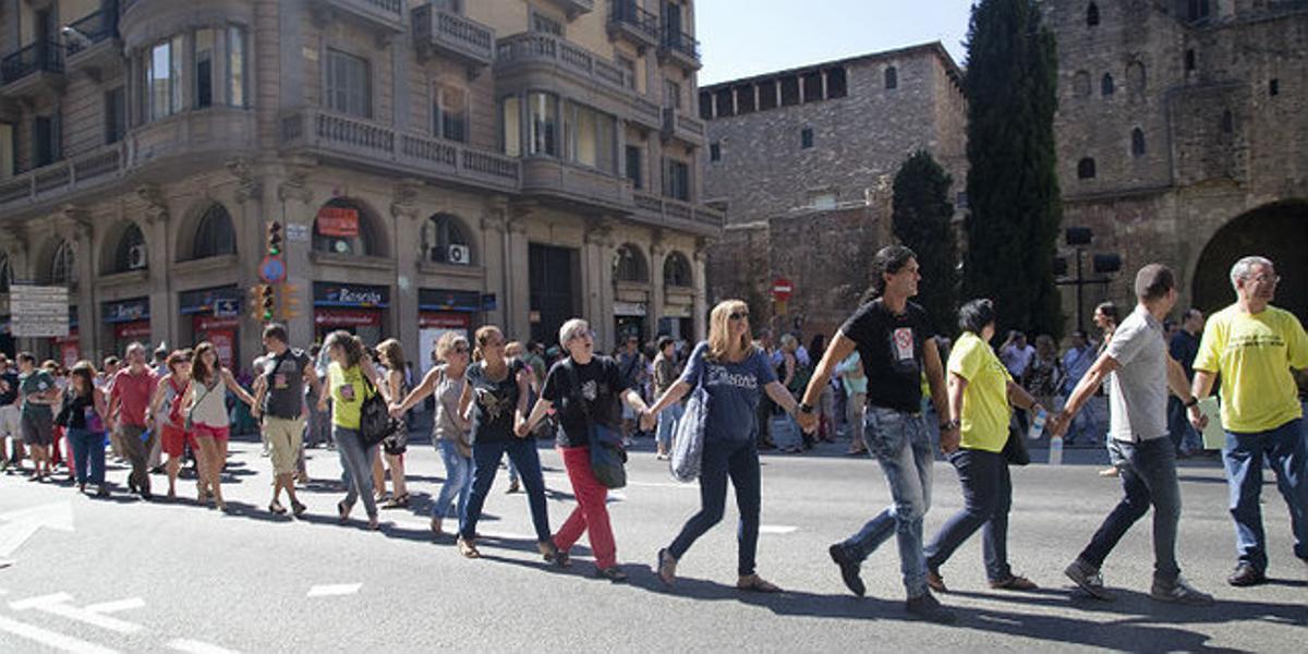 Manifestació de funcionaris de Justícia a la Via Laietana davant Governació, el 2013.