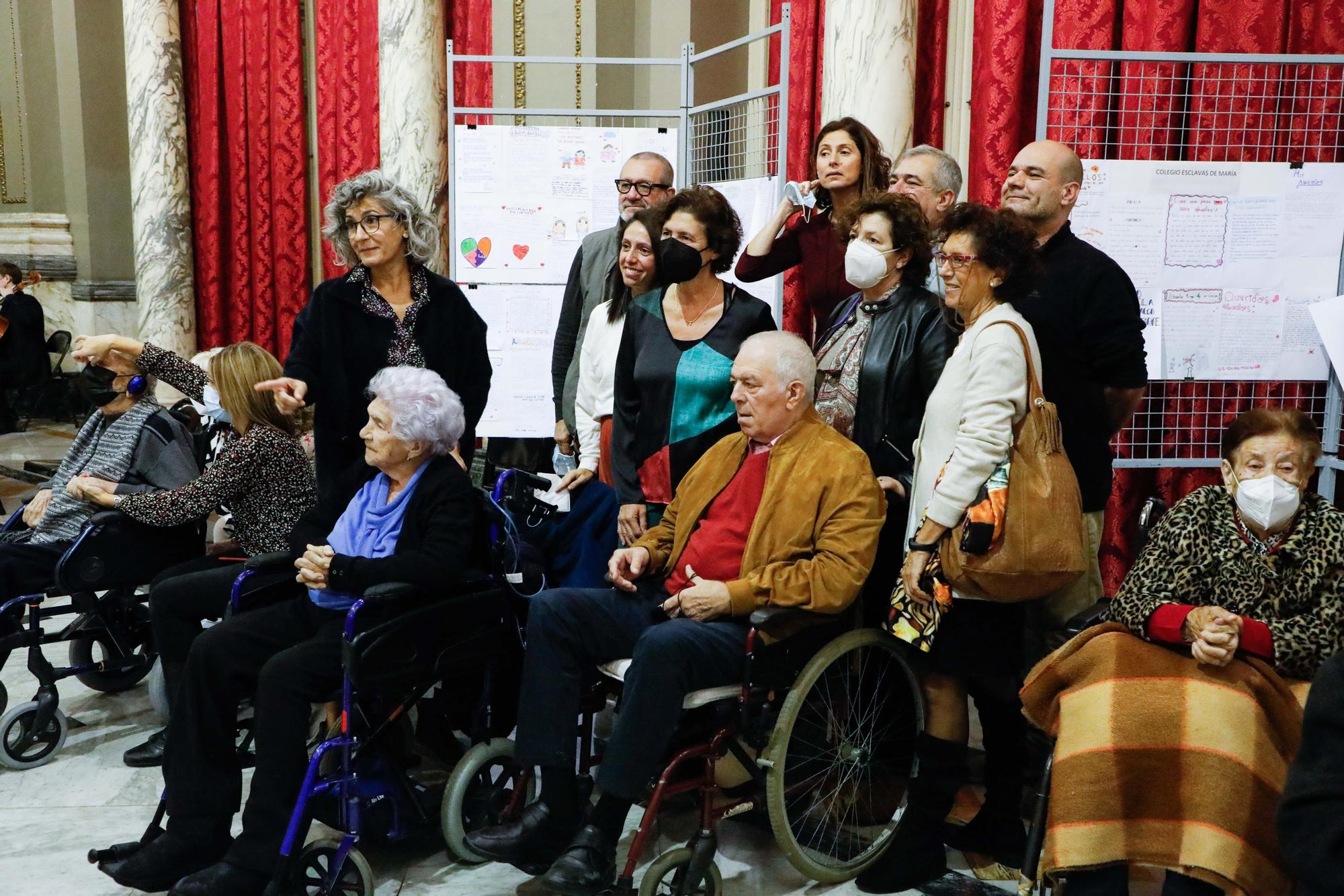 Recepción a las personas que cumplen 100 años en València