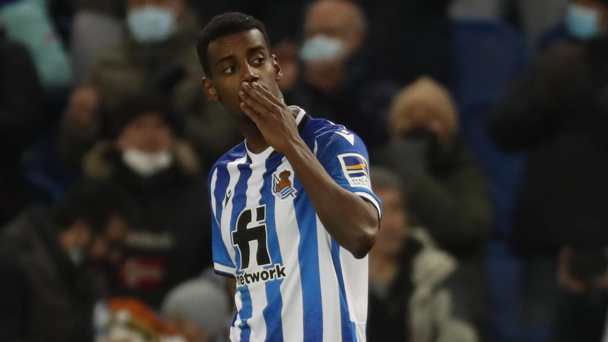 Isak celebra su gol ante el Espanyol.