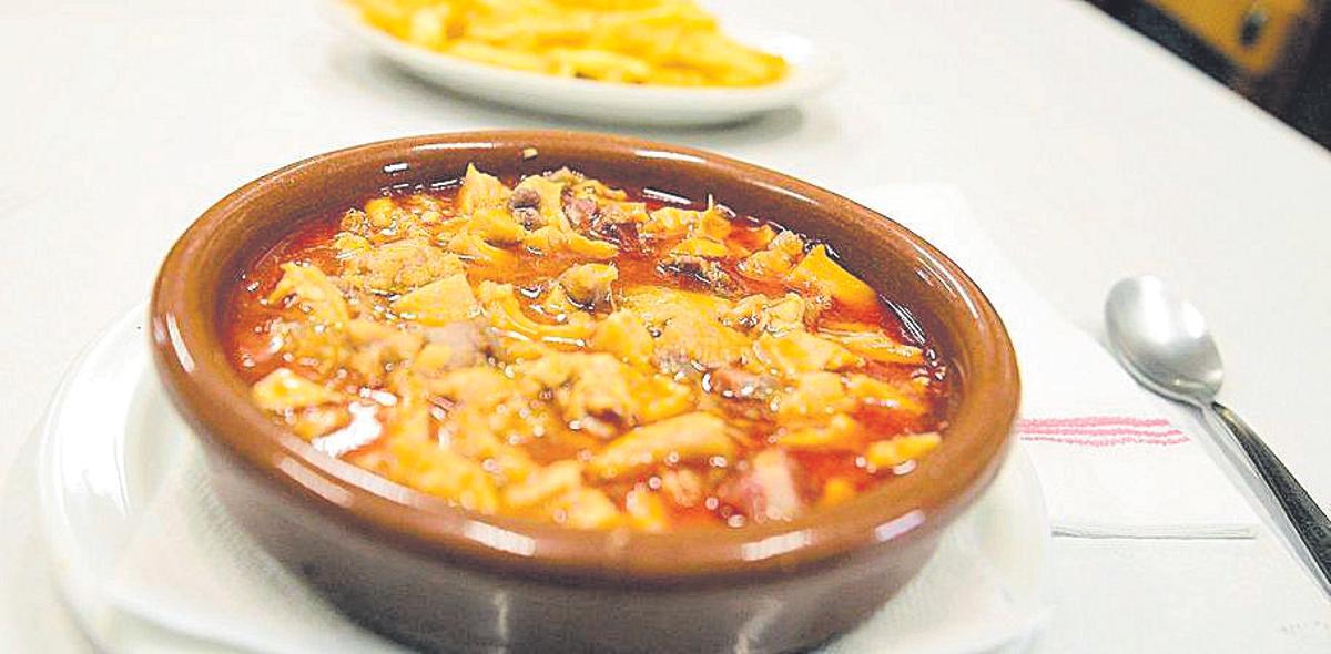 Cazuela de callos.