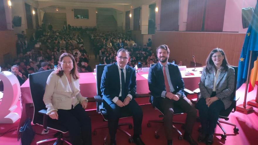 Nueva polémica de García-Gallardo: Invita a los jóvenes a preguntarse si el CO2 es un gas contaminante